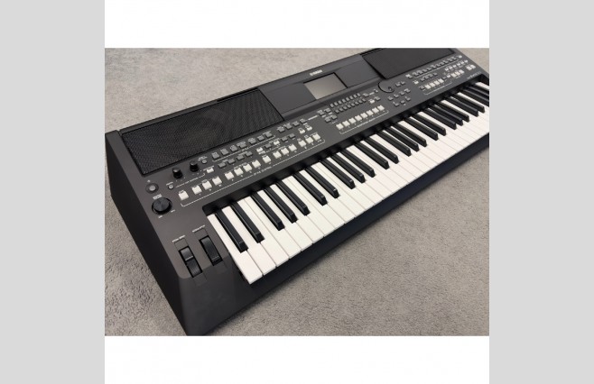 Display Model Yamaha PSR-SX600 Keyboard (SN:BBFJ01063) - Image 4